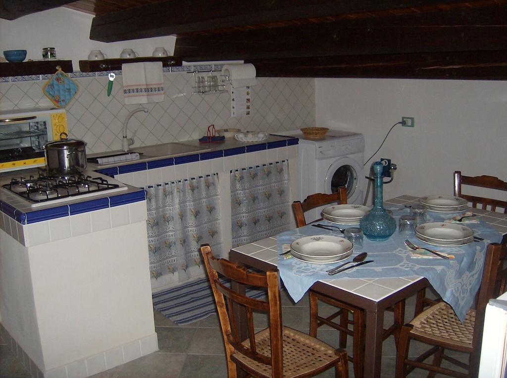 Apartamento Casa Baby Planet Scicli Habitación foto